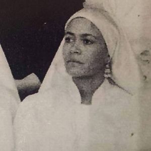 Meet your Posher, Loretta